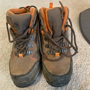 Hi-Tec Nepal waterproof hiking boots size 2 youth
